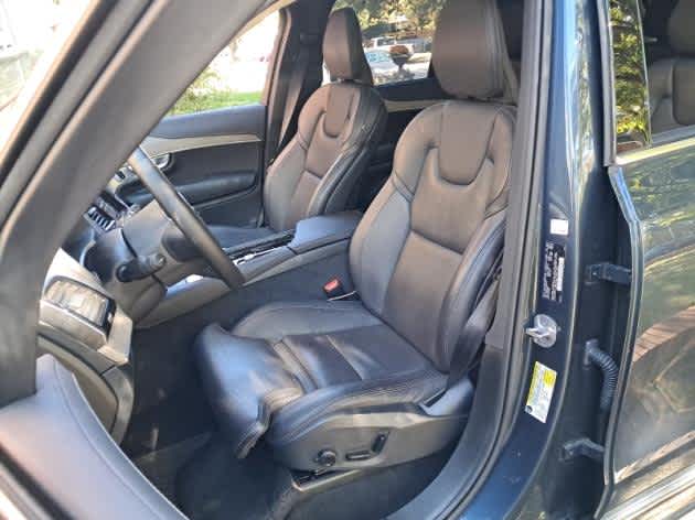 2024 Volvo XC90 T8 Ultimate photo 2