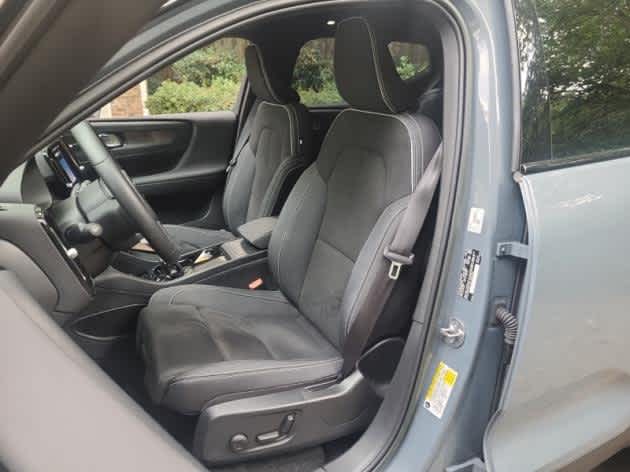 Used 2023 Volvo XC40 Ultimate with VIN YV4ED3UM7P2041455 for sale in Bellevue, WA