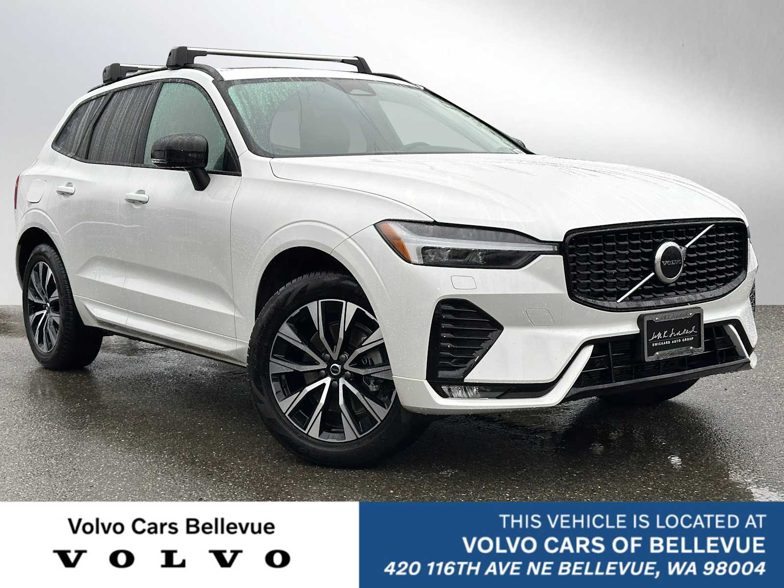 2025 Volvo XC60 Core's photo