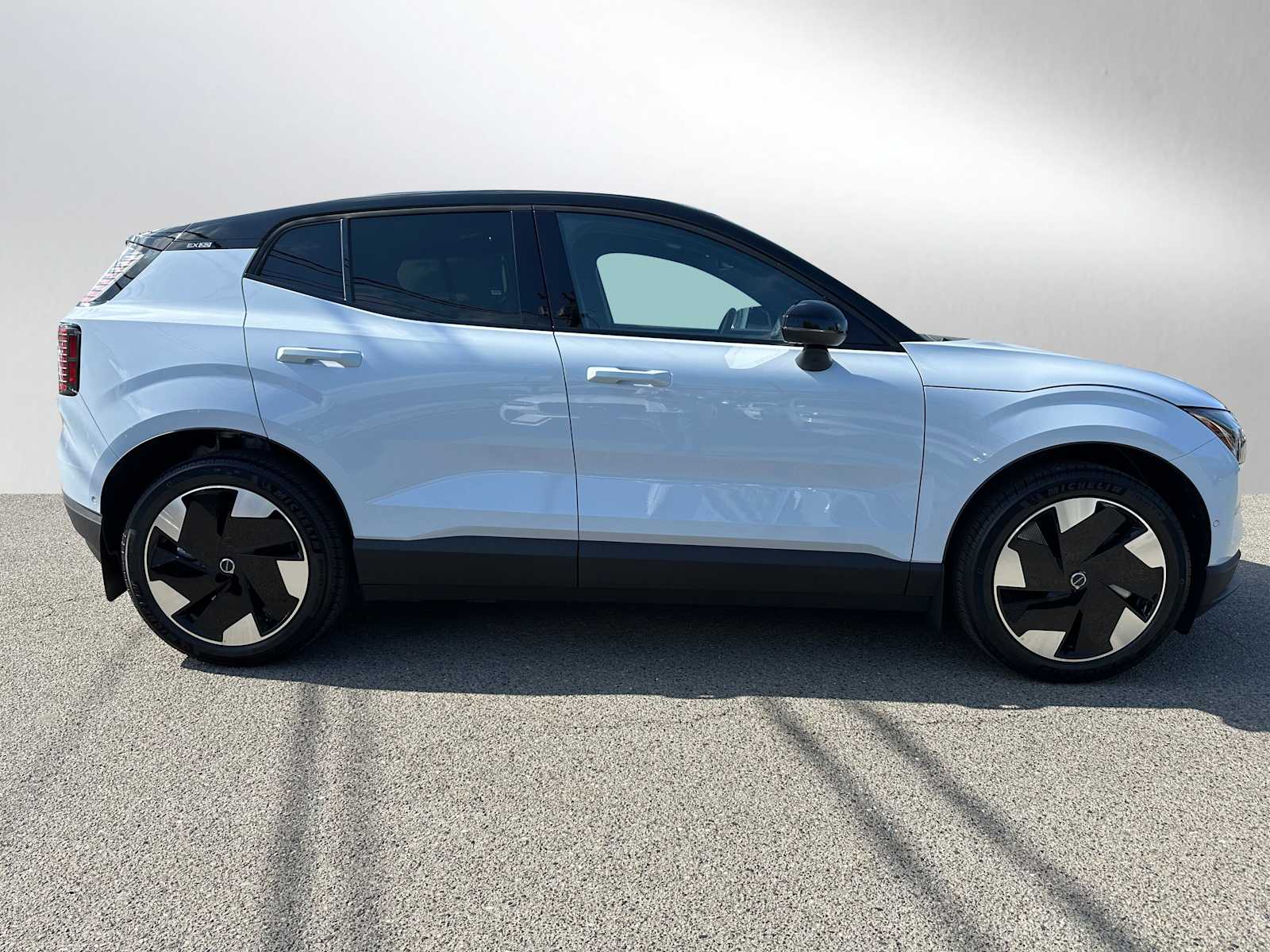 Used 2025 Volvo EX30 Ultra with VIN YV4EK3ZLXSS140933 for sale in Bellevue, WA