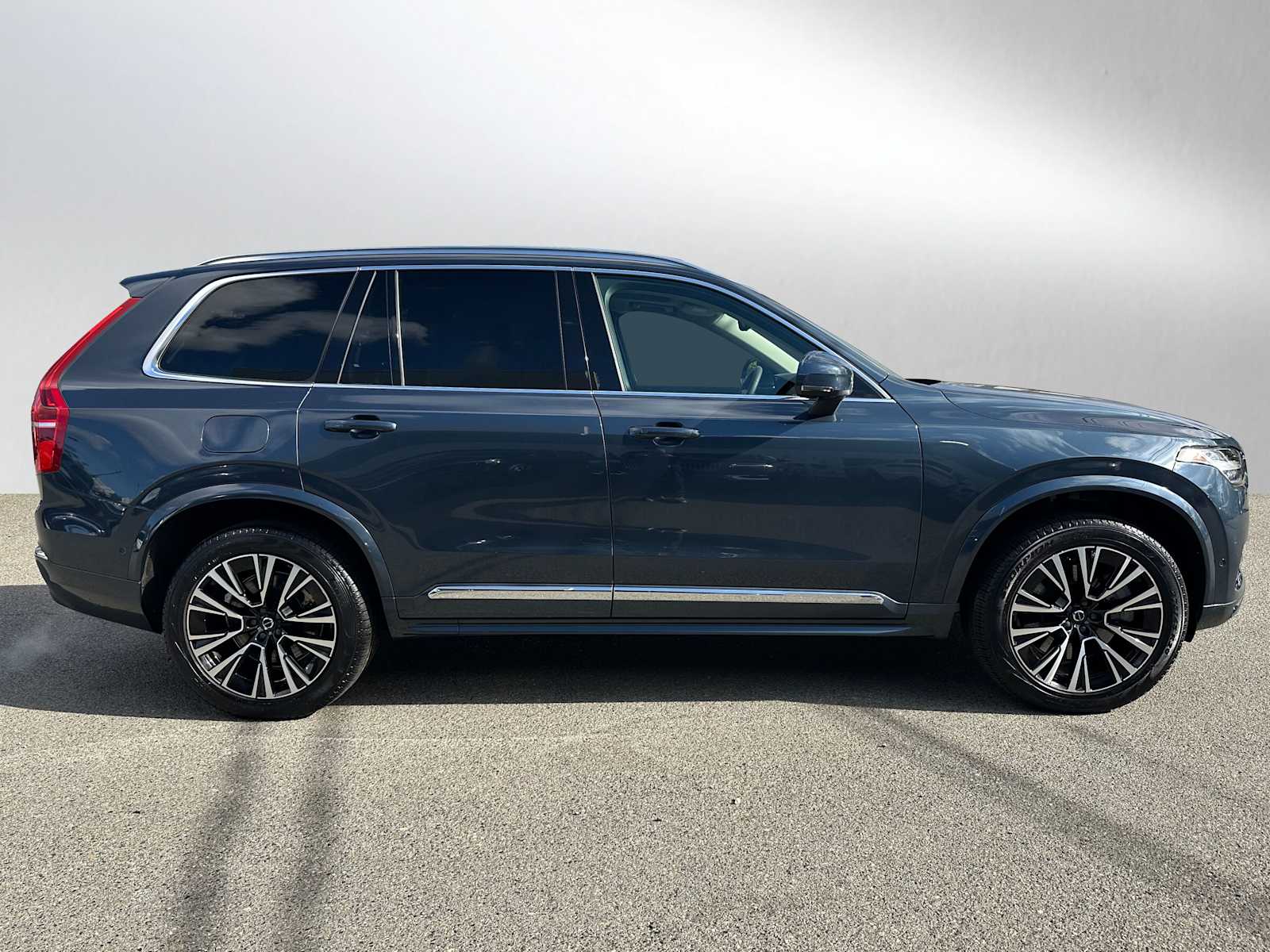 Certified 2023 Volvo XC90 Plus with VIN YV4H600N3P1981021 for sale in Bellevue, WA