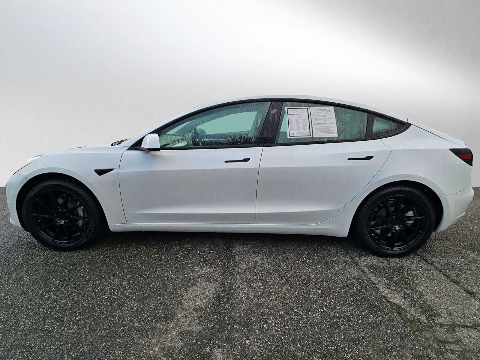 Used 2021 Tesla Model 3 Base with VIN 5YJ3E1EB1MF073772 for sale in Bellevue, WA