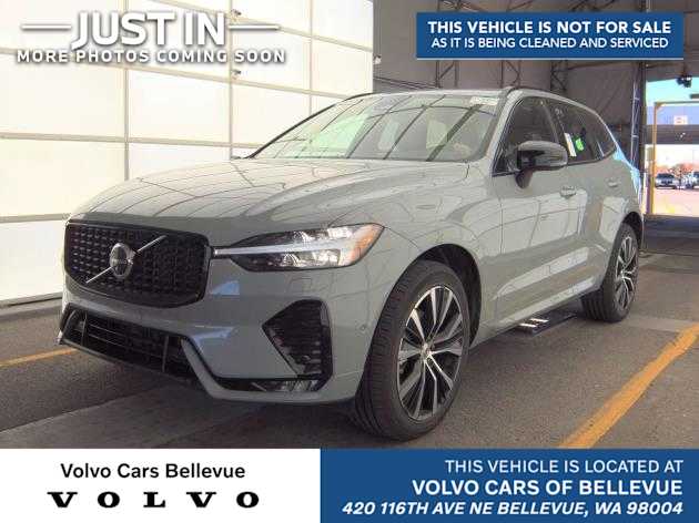 2025 Volvo XC60 B5 Plus Dark AWD's photo