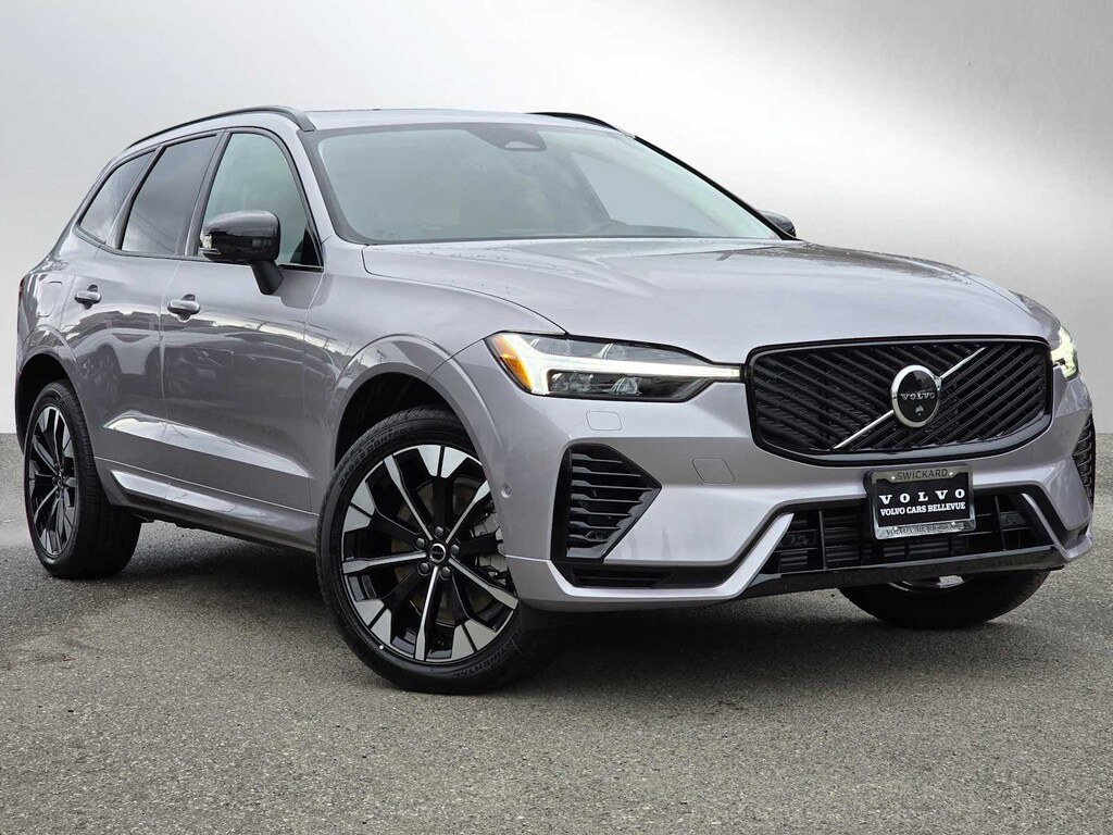 New 2026 Volvo XC60 plug-in hybrid T8 Plus SUV