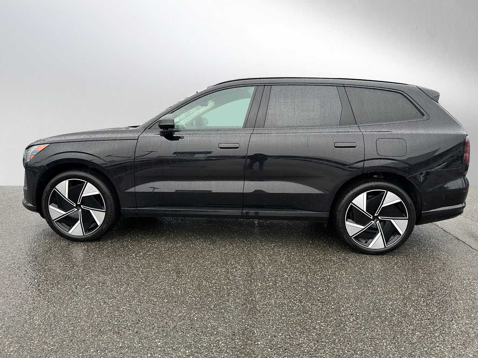 2025 Volvo EX90 Plus - Photo 6