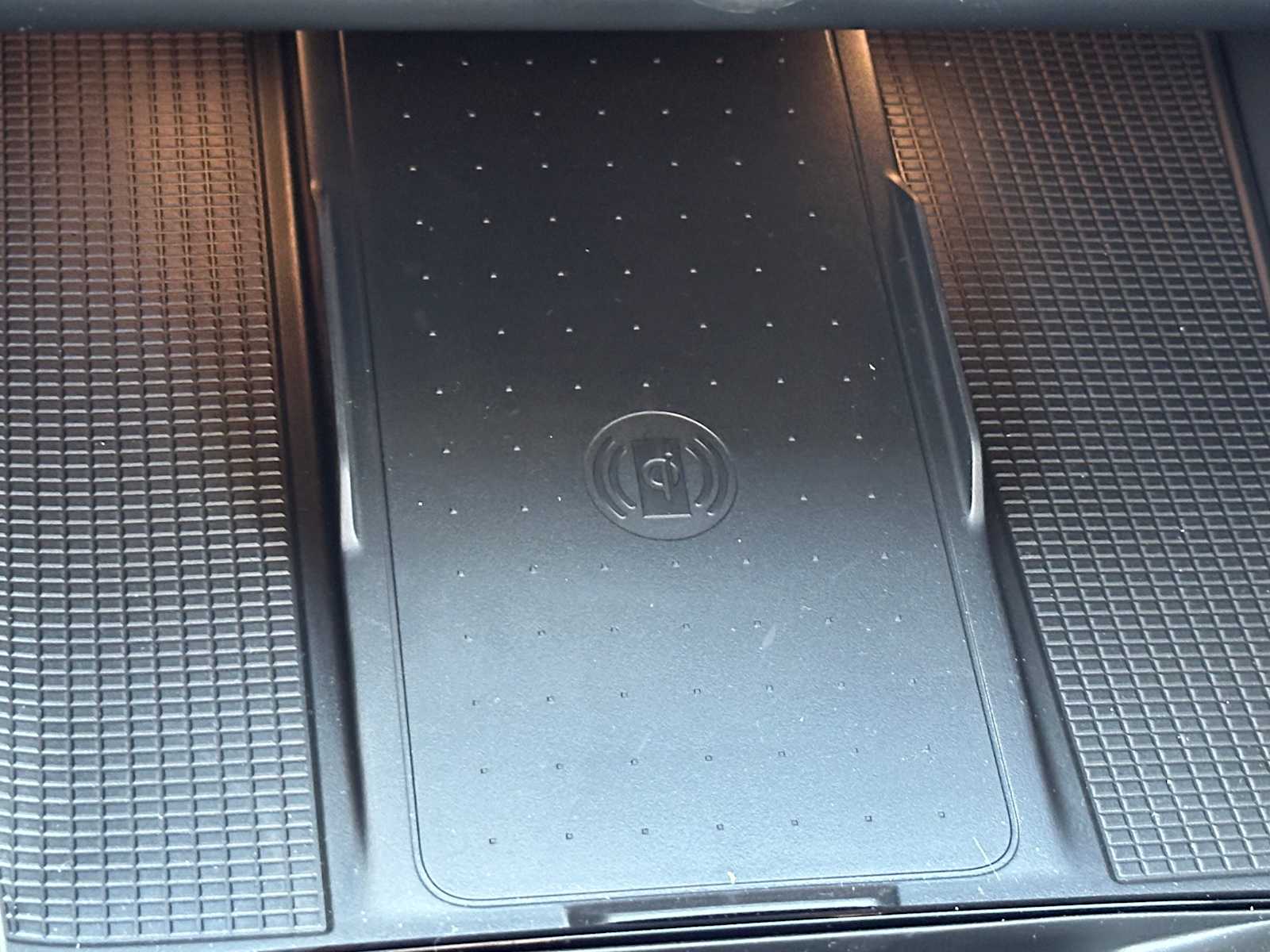 2025 Volvo XC40 Ultra - Photo 29