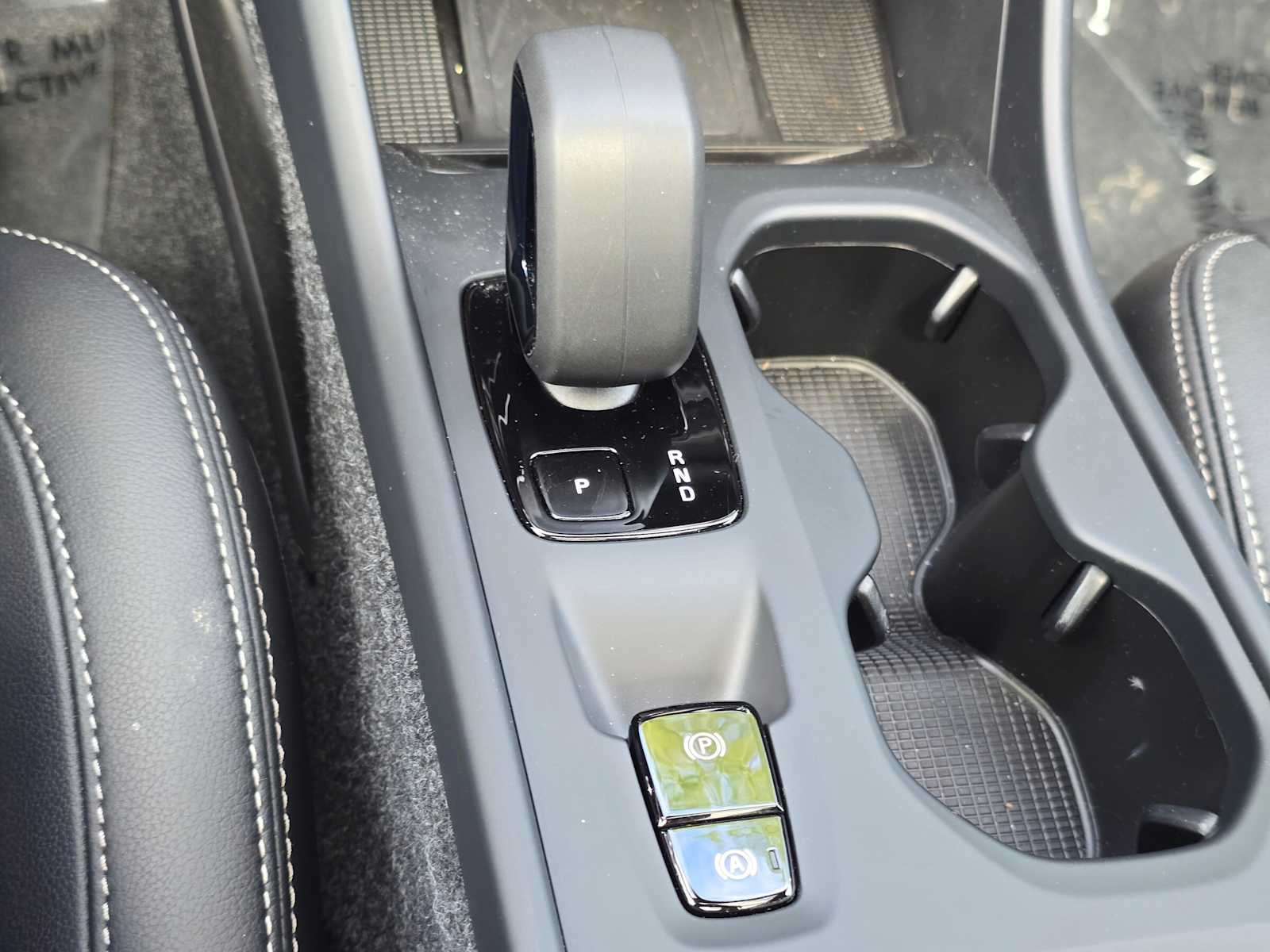 2026 Volvo XC40 Core - Photo 29