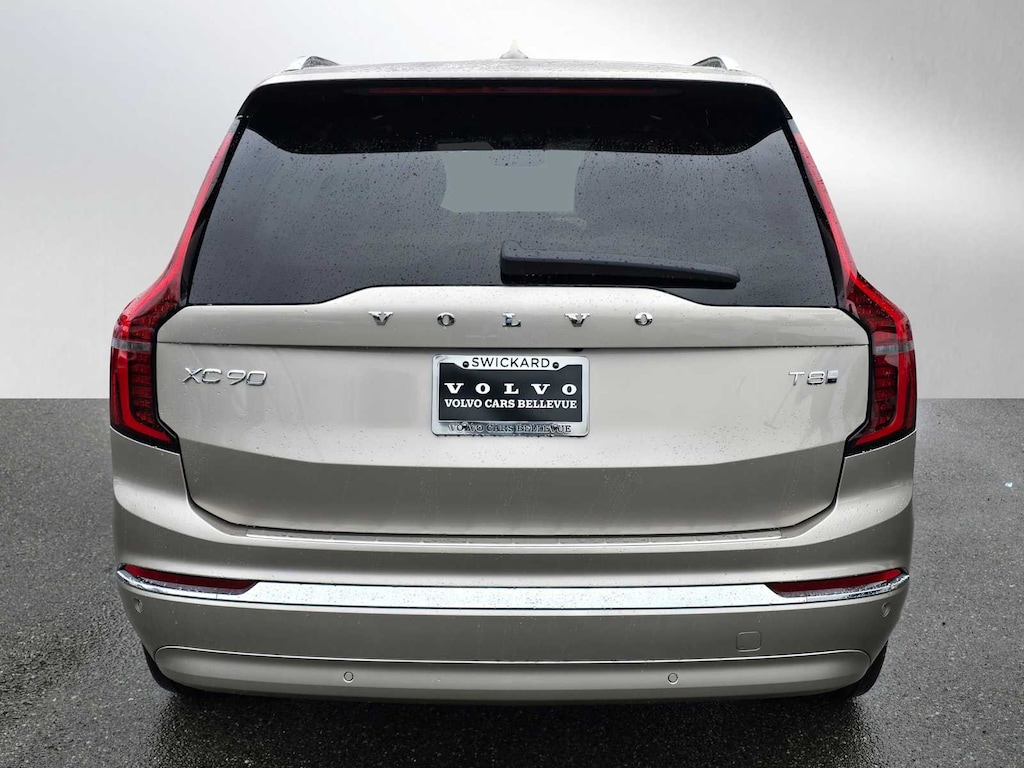 New 2026 Volvo XC90 plug-in hybrid T8 Plus 7-Seater SUV