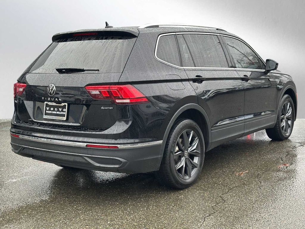 Used 2022 Volkswagen Tiguan 2.0T SE SUV