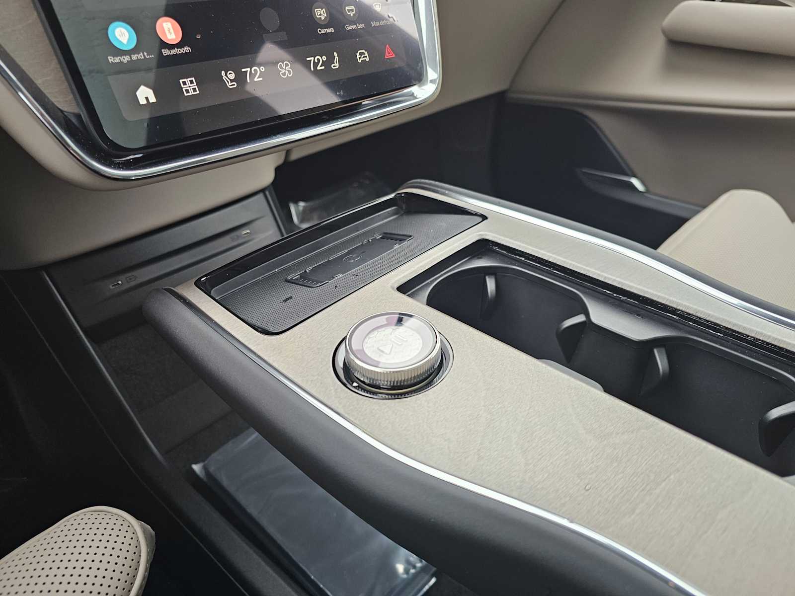 2025 Volvo EX90 Ultra - Photo 29