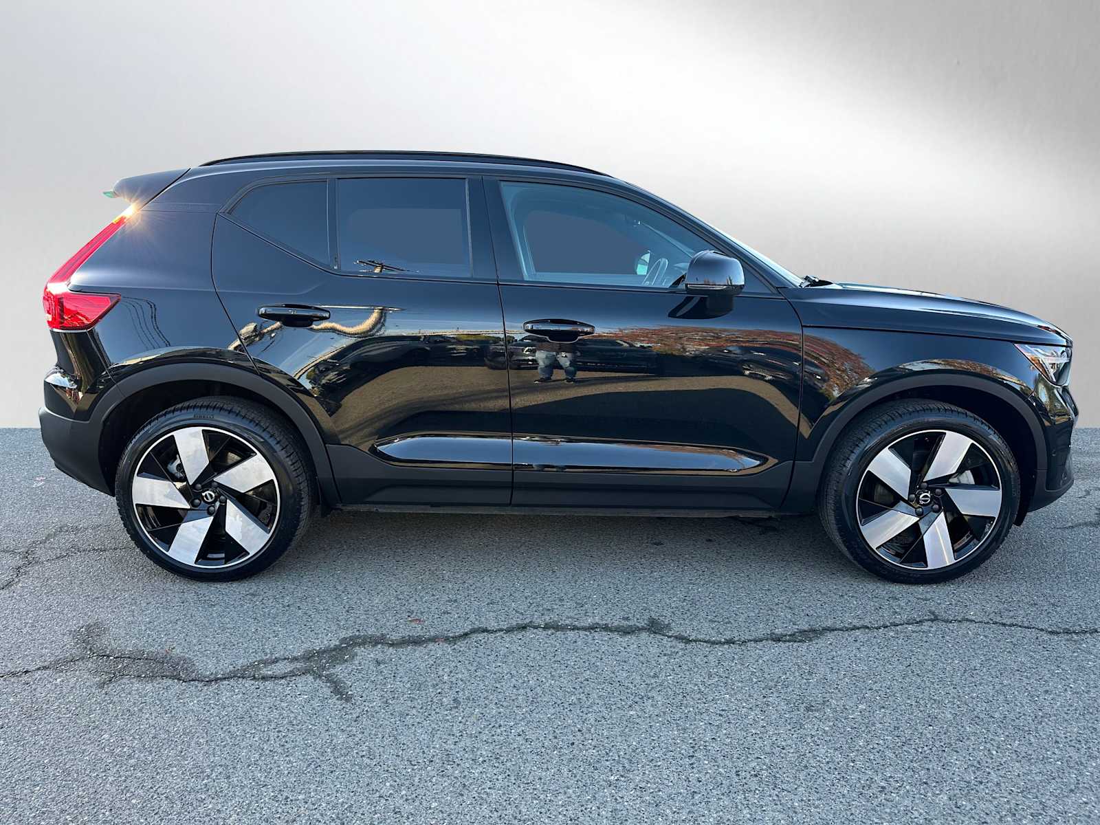 Certified 2023 Volvo XC40 Ultimate with VIN YV4ED3UM0P2065161 for sale in Bellevue, WA