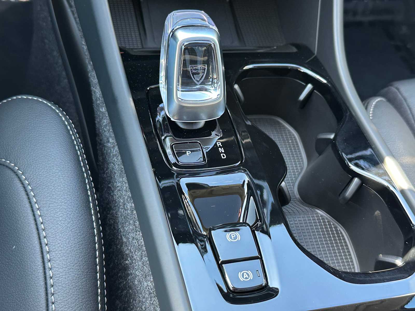 2025 Volvo XC40 Ultra - Photo 30