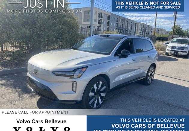 Used 2025 Volvo EX90 Ultra with VIN 7JDE23KLXSG000680 for sale in Bellevue, WA