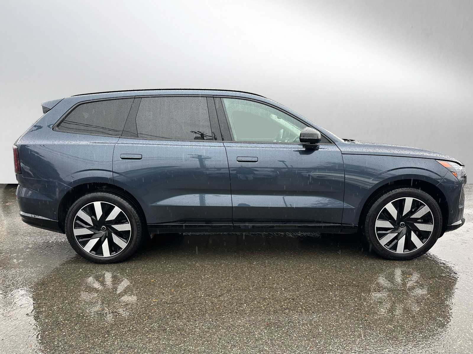 Certified 2025 Volvo EX90 Plus with VIN 7JDEV3KK4SG007705 for sale in Bellevue, WA