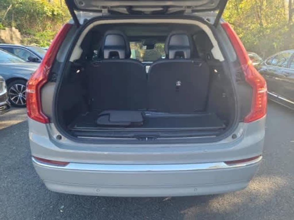 Used 2024 Volvo XC90 plug-in hybrid T8 Plus 6-Seater SUV