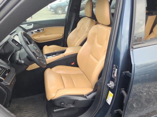 2023 Volvo XC90 Recharge Ultimate photo 2