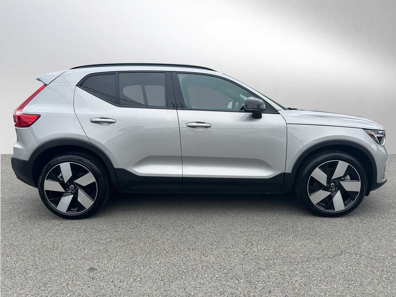Certified 2023 Volvo XC40 Ultimate with VIN YV4ED3UM7P2087710 for sale in Bellevue, WA