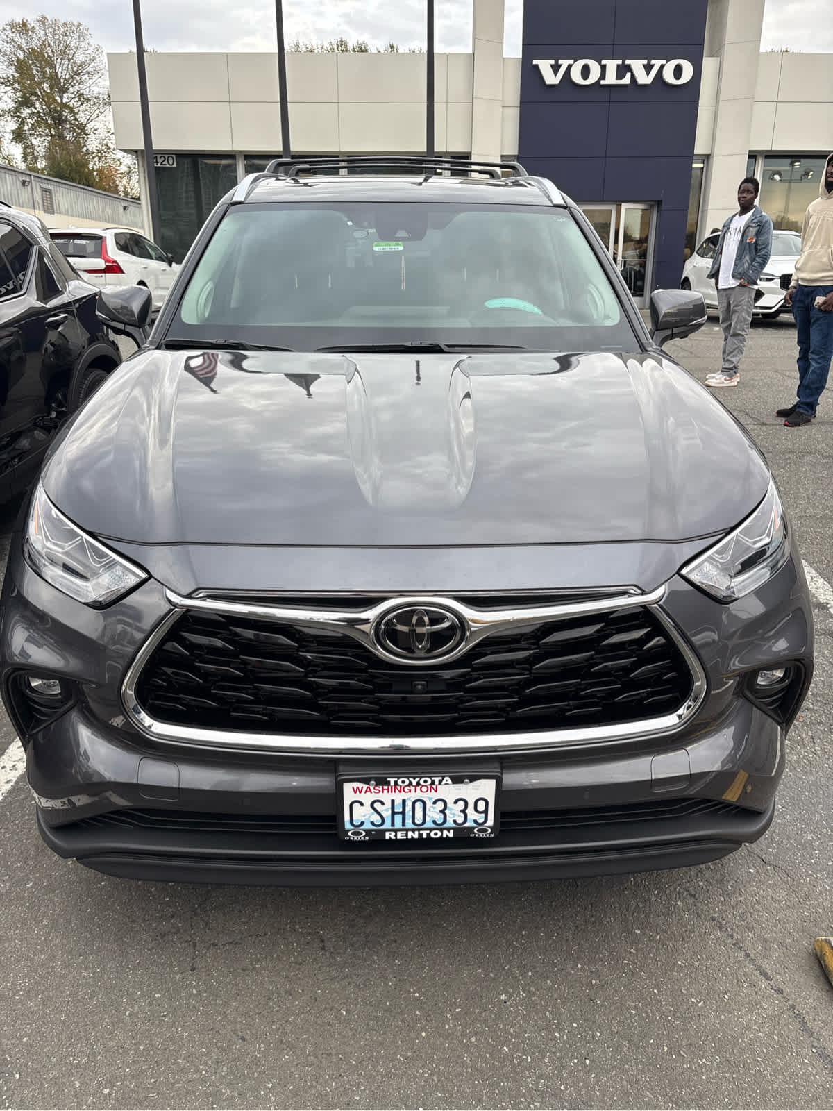 2025 Toyota Highlander Hybrid Limited photo 3