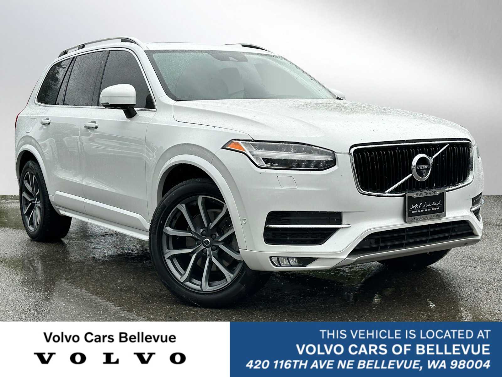 2017 Volvo XC90 T6 AWD Momentum's photo