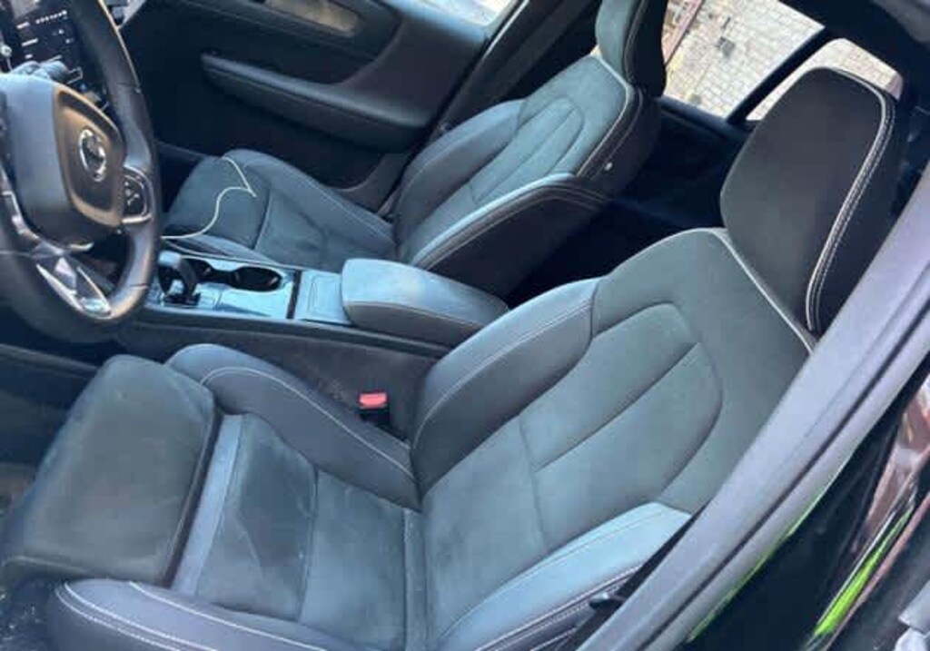 Used 2023 Volvo XC40 Recharge Pure Electric Ultimate SUV