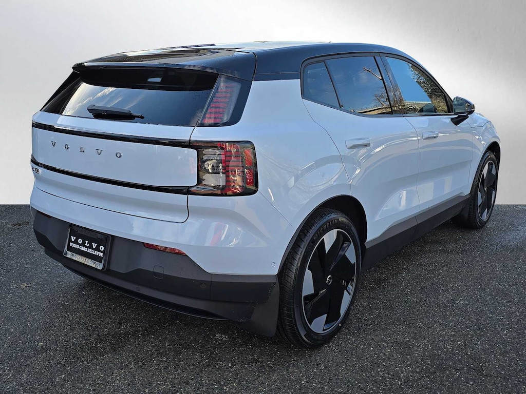 New 2026 Volvo EX30 Twin Motor Plus SUV