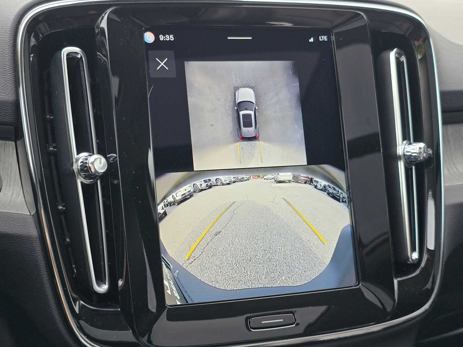 2026 Volvo XC40 Ultra - Photo 26