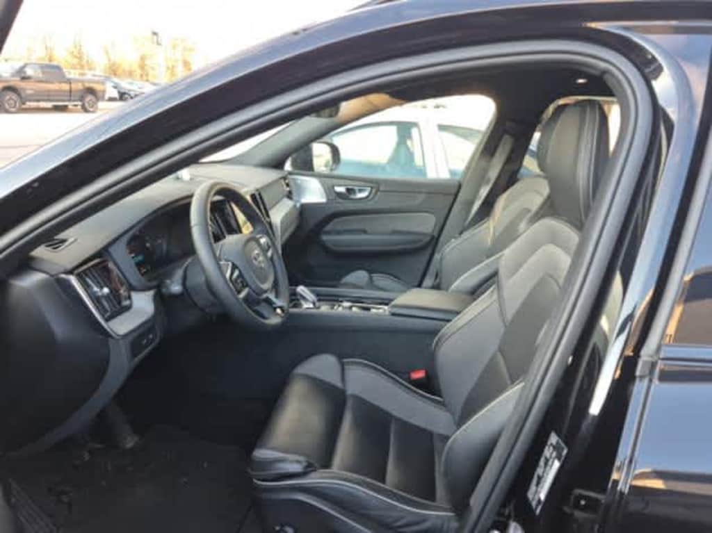 Used 2024 Volvo XC60 plug-in hybrid T8 Ultimate Black Edition SUV