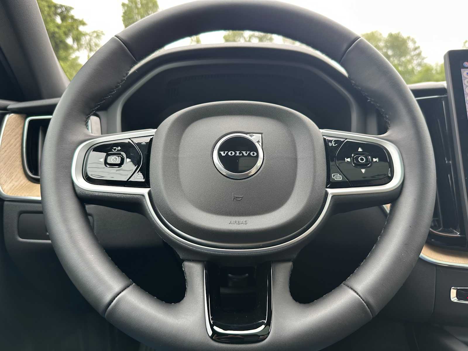 2026 Volvo XC60 Core - Photo 24