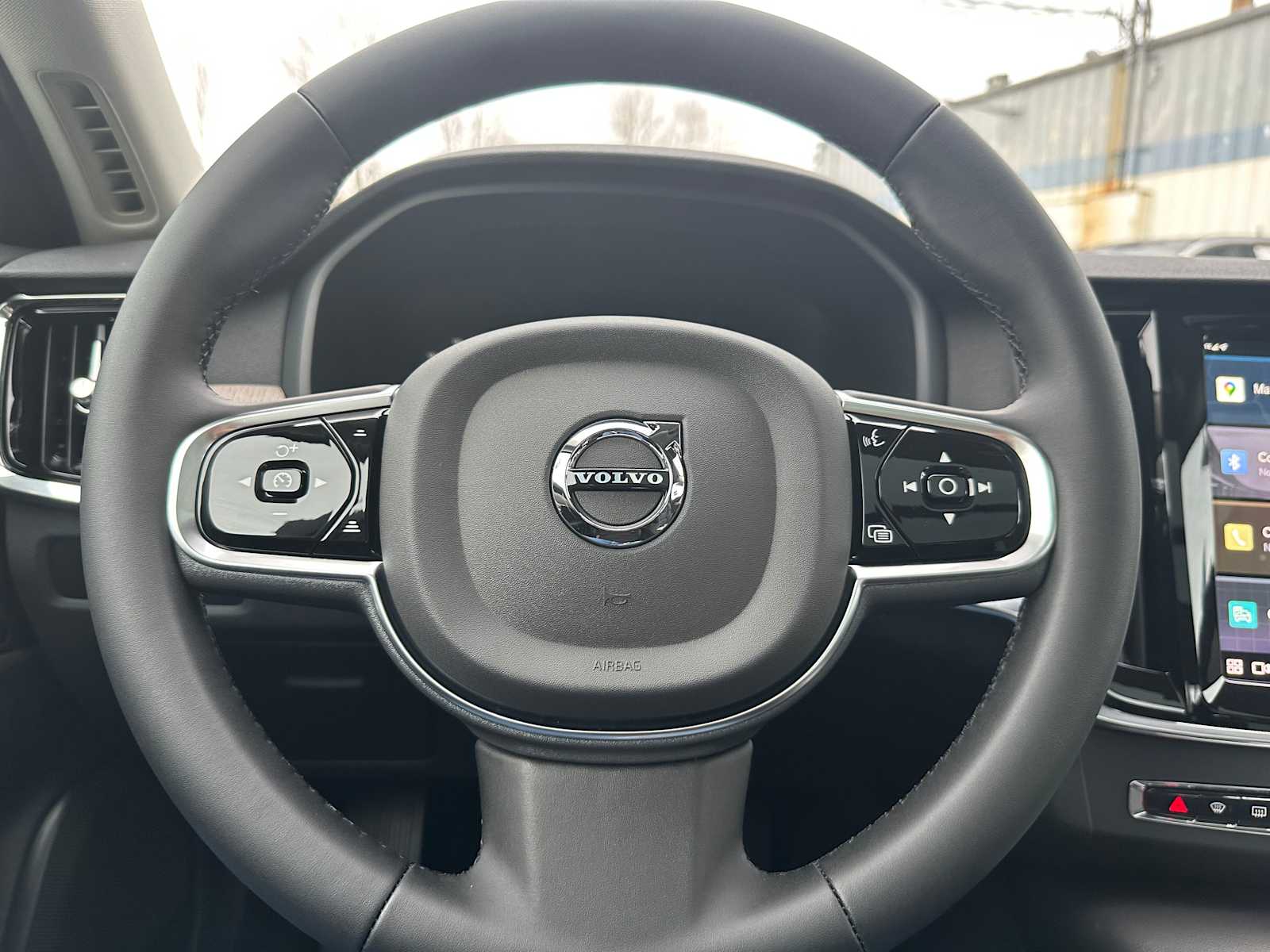 2025 Volvo S90 Plus - Photo 24