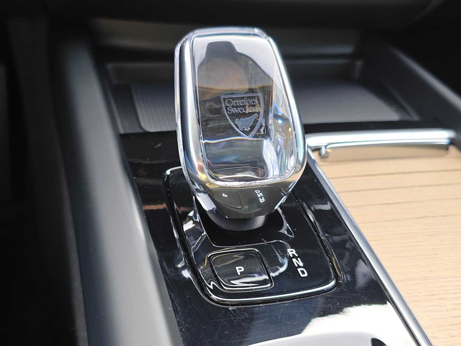 2026 Volvo XC60 Plus - Photo 31