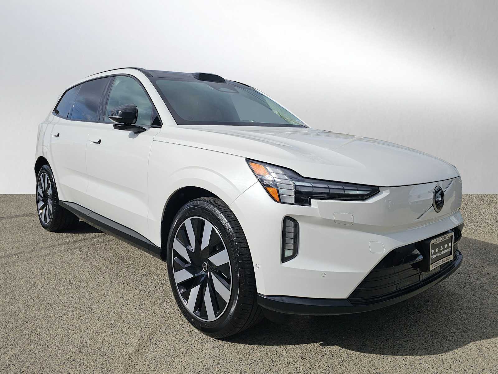 Certified 2025 Volvo EX90 Ultra with VIN 7JDEV3KL5SG007818 for sale in Bellevue, WA