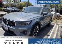 2023 Volvo XC40 B5 AWD Ultimate Bright SUV