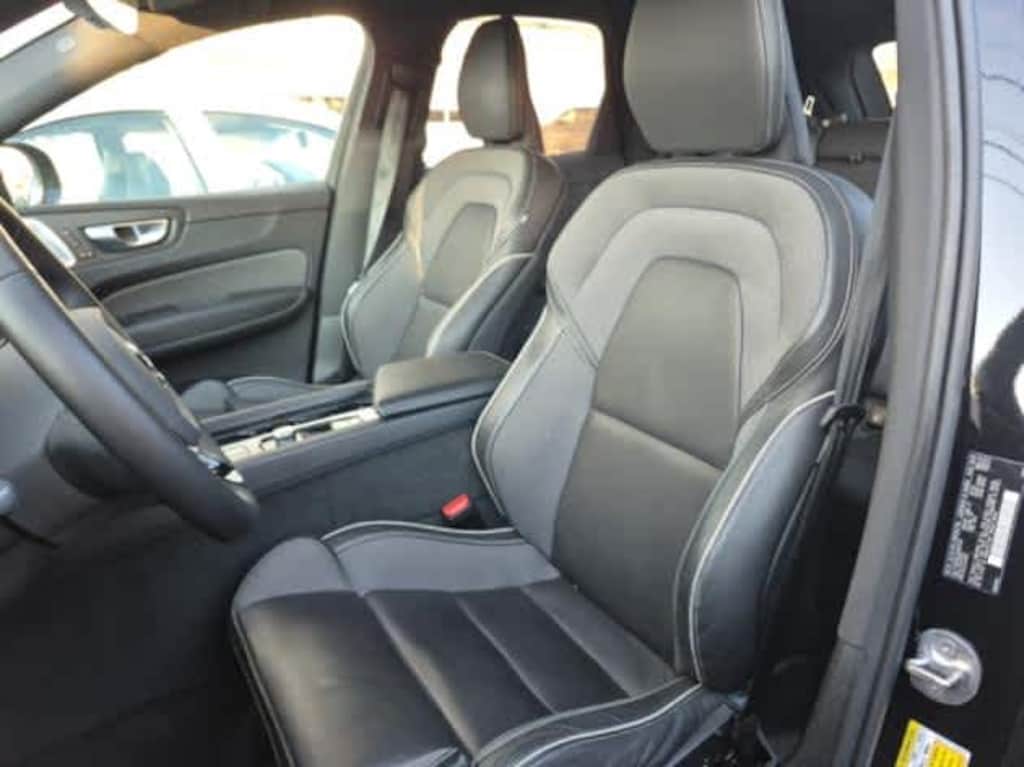 Used 2024 Volvo XC60 plug-in hybrid T8 Ultimate Black Edition SUV