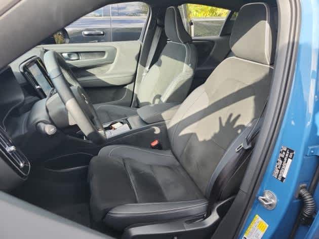 Used 2023 Volvo C40 Plus with VIN YV4ED3GL1P2040756 for sale in Bellevue, WA