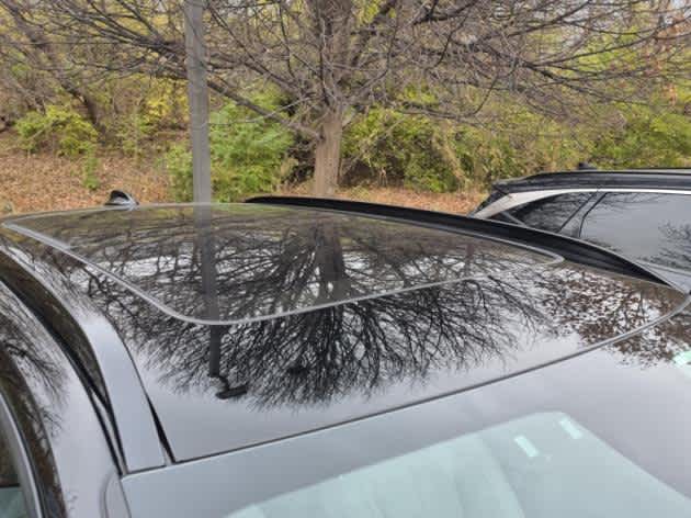 2023 Volvo XC40 Recharge Ultimate photo 4