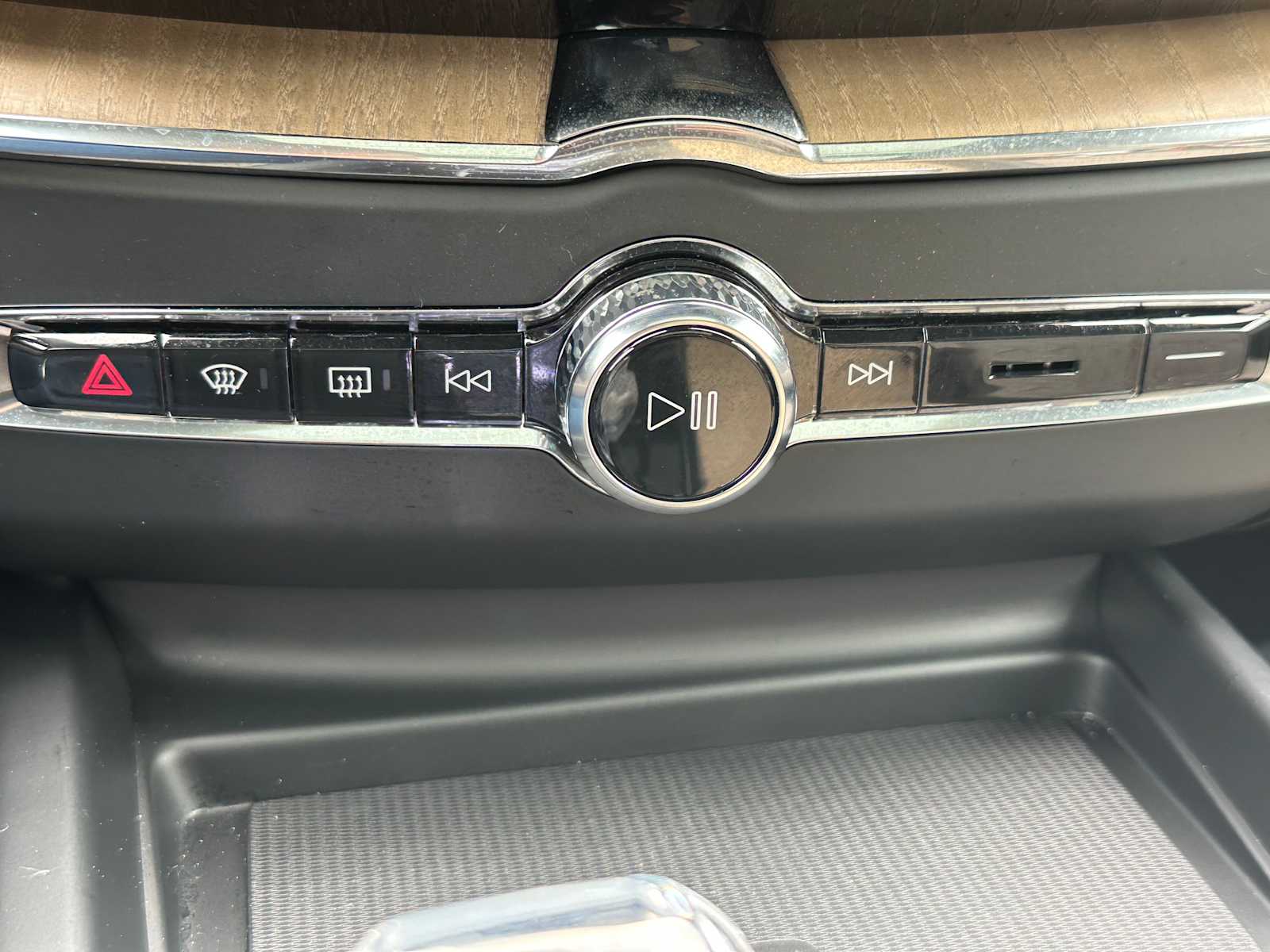 2026 Volvo XC60 Core - Photo 29