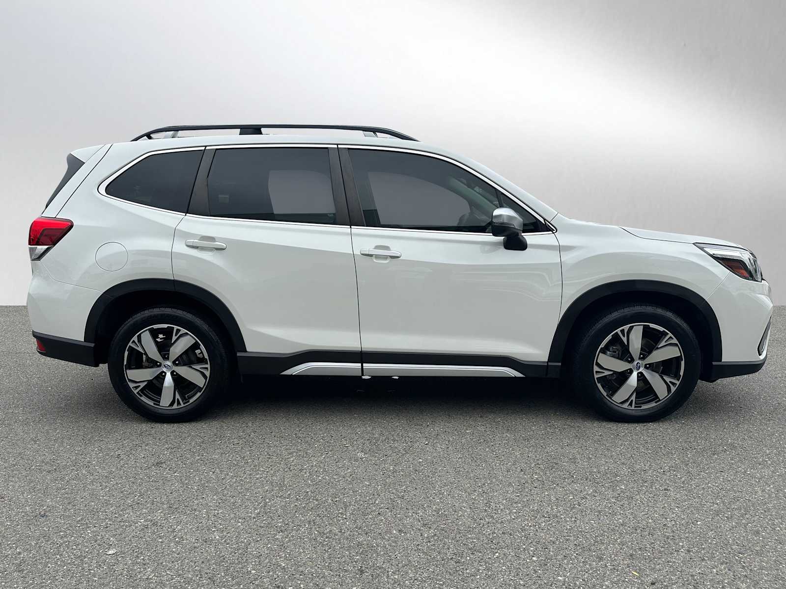 2020 Subaru Forester Touring photo 2