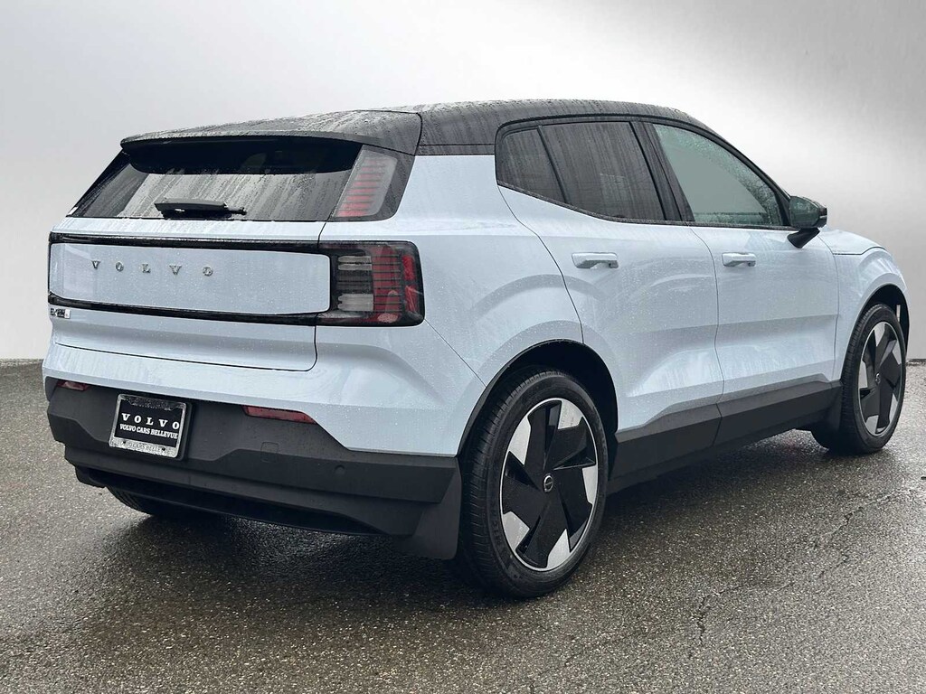 New 2026 Volvo EX30 Twin Motor Plus SUV