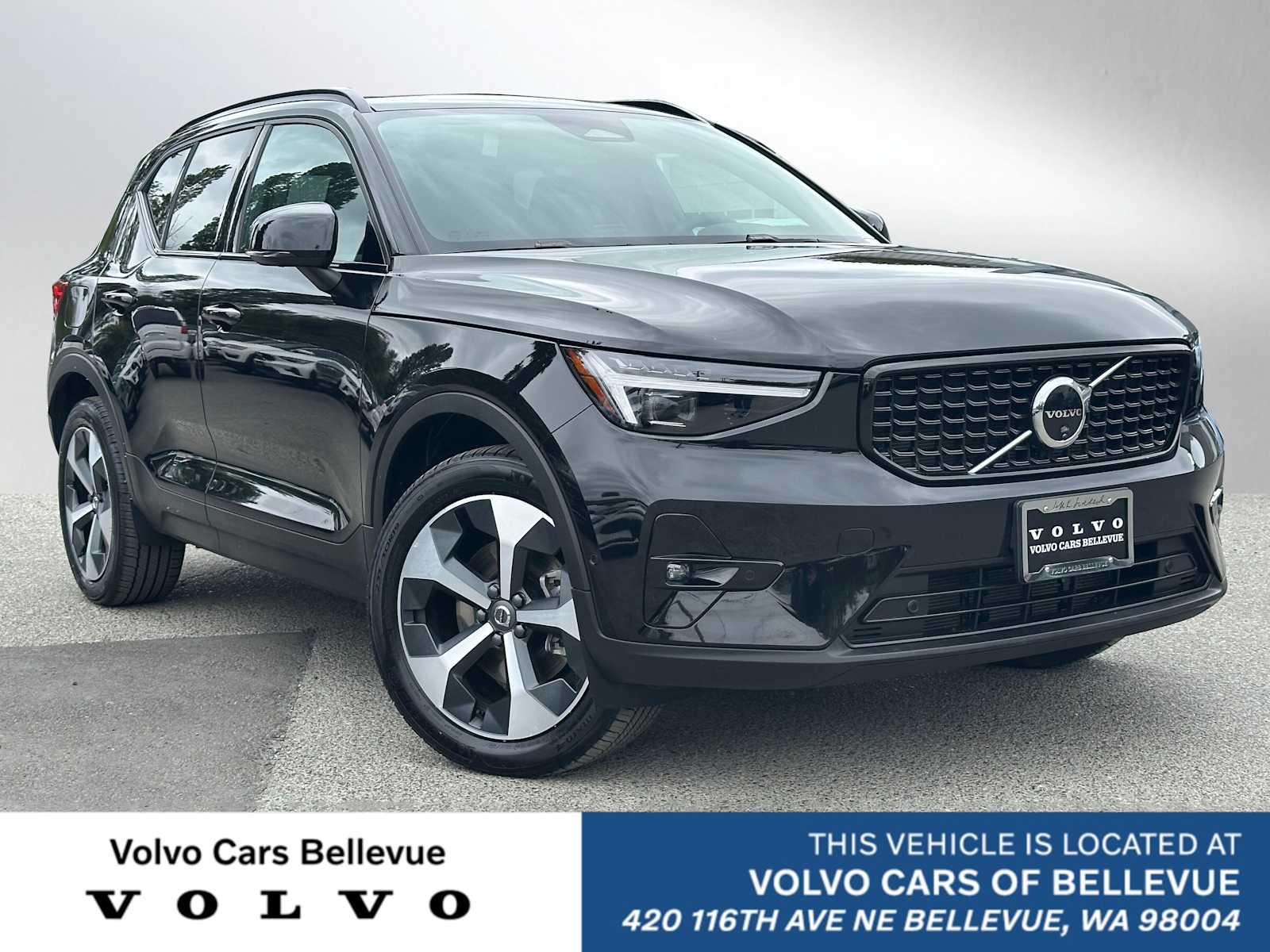 2025 Volvo XC40