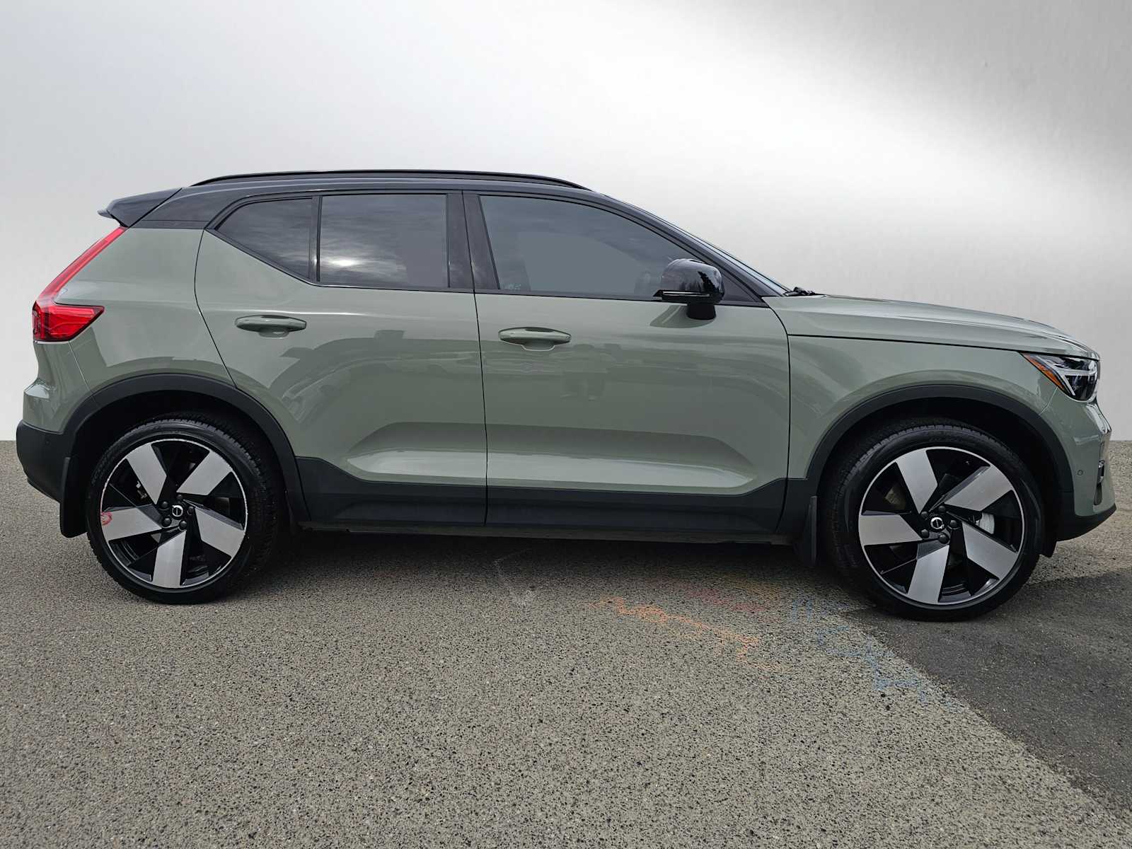 Certified 2023 Volvo XC40 Ultimate with VIN YV4ED3UM6P2987837 for sale in Bellevue, WA