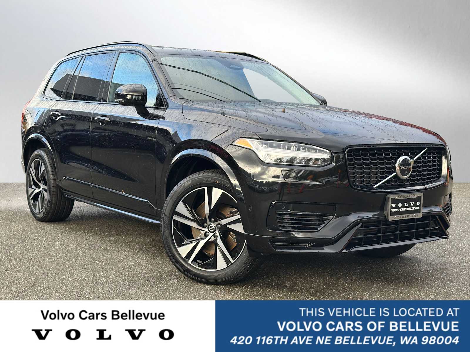 2023 Volvo XC90 Plus's photo