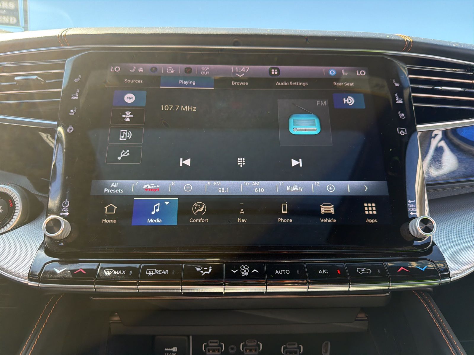 2023 Jeep Grand Wagoneer Series III - Photo 55