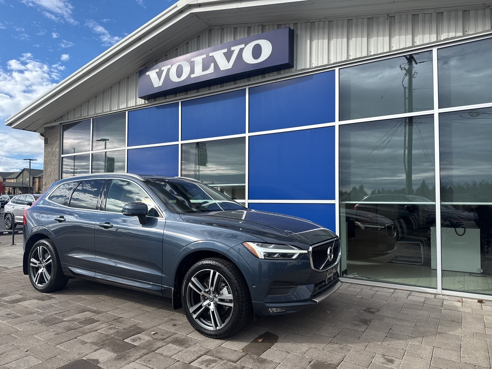 2019 Volvo XC60 Momentum