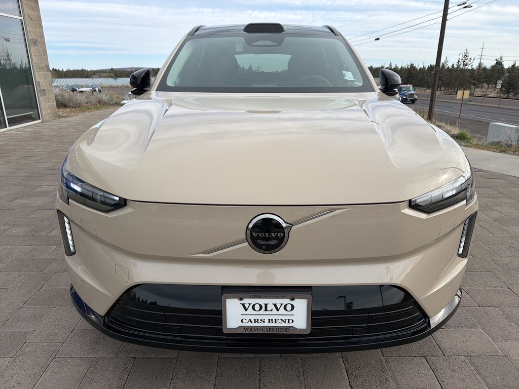 New 2025 Volvo EX90 Twin Motor Plus 7-Seater SUV