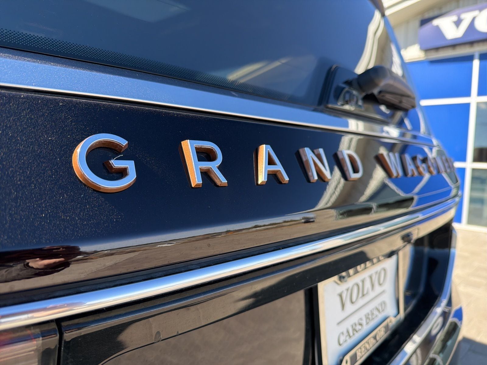 2023 Jeep Grand Wagoneer Series III - Photo 11