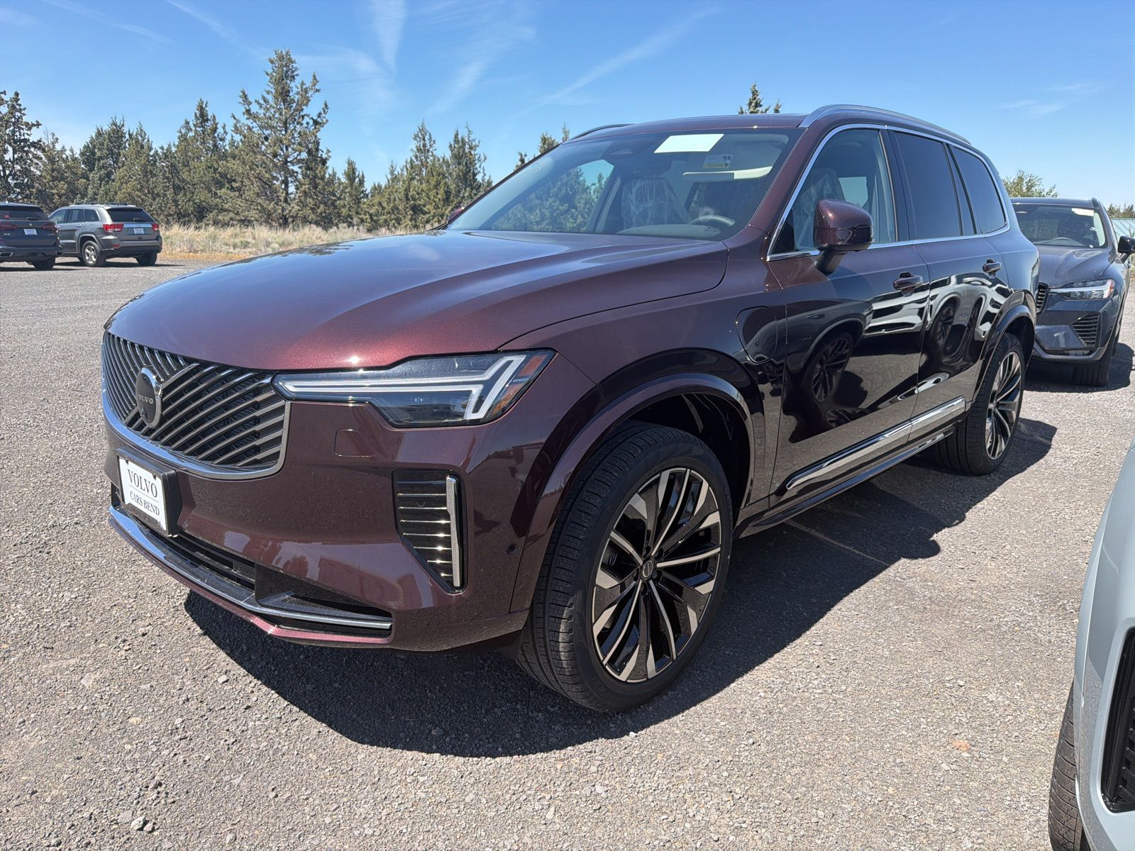 2026 Volvo XC90 T8 Recharge Plus Bright 7-Seat 4WD's photo