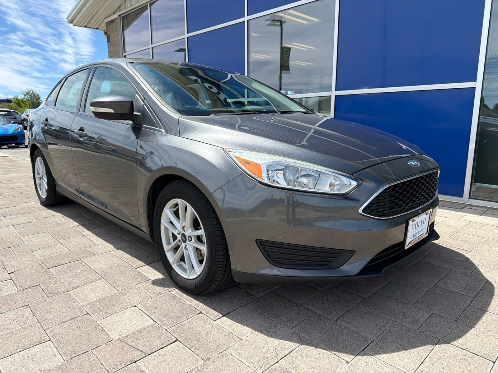 Used 2017 Ford Focus SE with VIN 1FADP3F27HL258586 for sale in Bend, OR