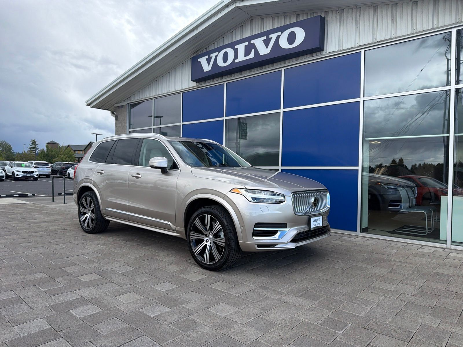 2025 Volvo XC90 Plug-In Hybrid