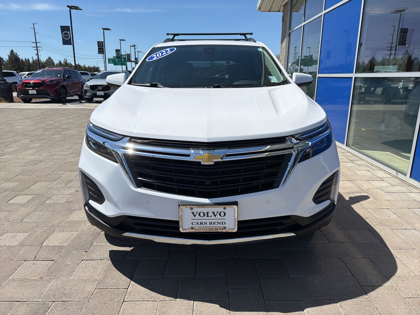 View vehicle photo 3