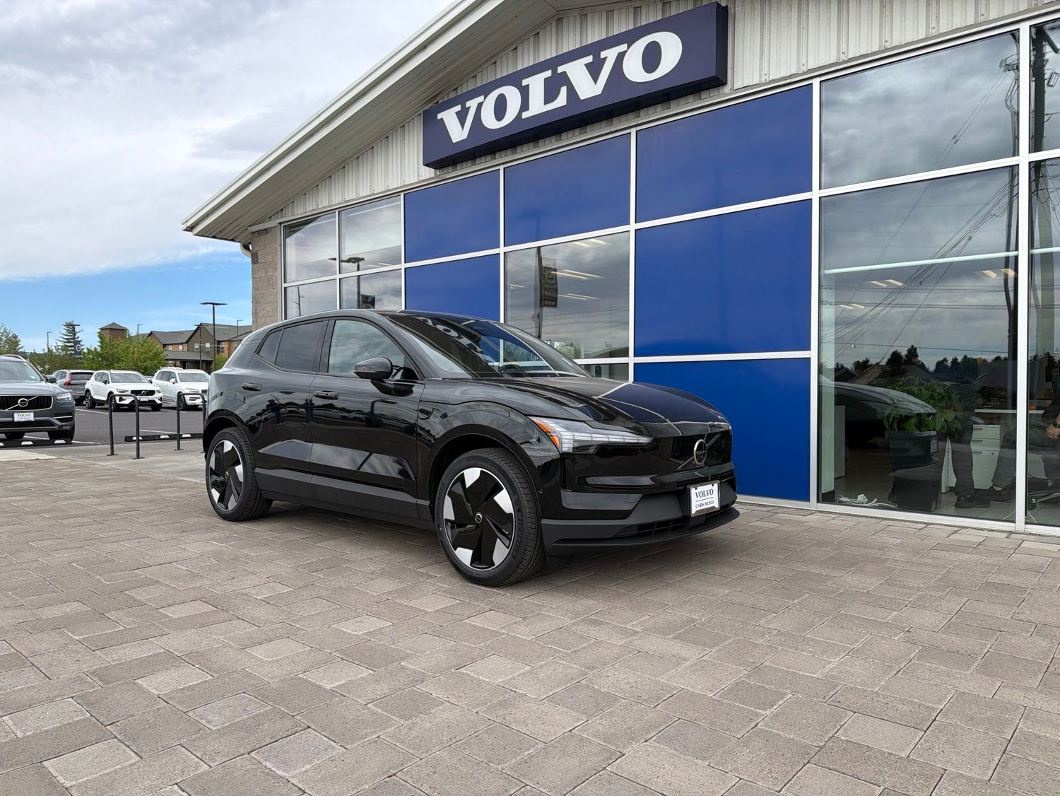2026 Volvo EX30 Twin Motor Performance Ultra's photo